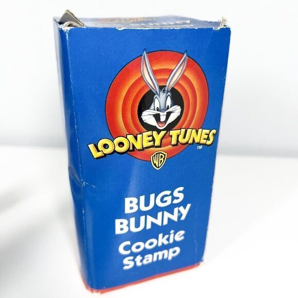 Looney Tunes Bugs Bunny Cookie Stamp Christmas Tree Santa Suit Animated Rabbit - Picture 9 of 12